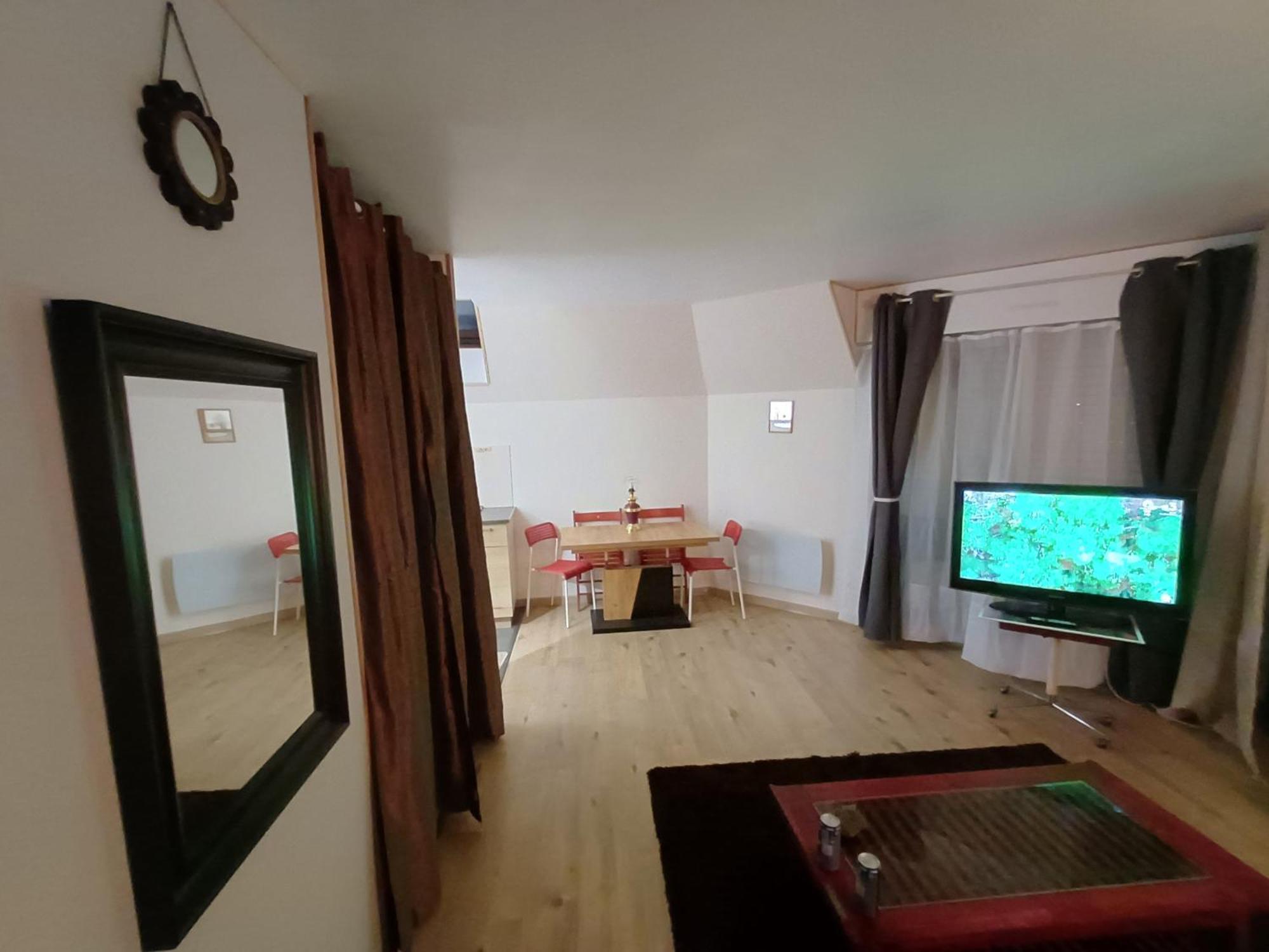 Appartement Independant Proche Paris, Roissy Cdg, Asterix, Disneyland Mitry-Mory Exteriör bild